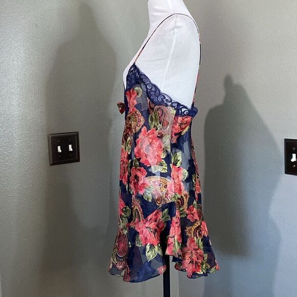 Vintage Gold Label Victorias Secret Floral Mini Nightie Blue Lace Rosette - Picture 11 of 12